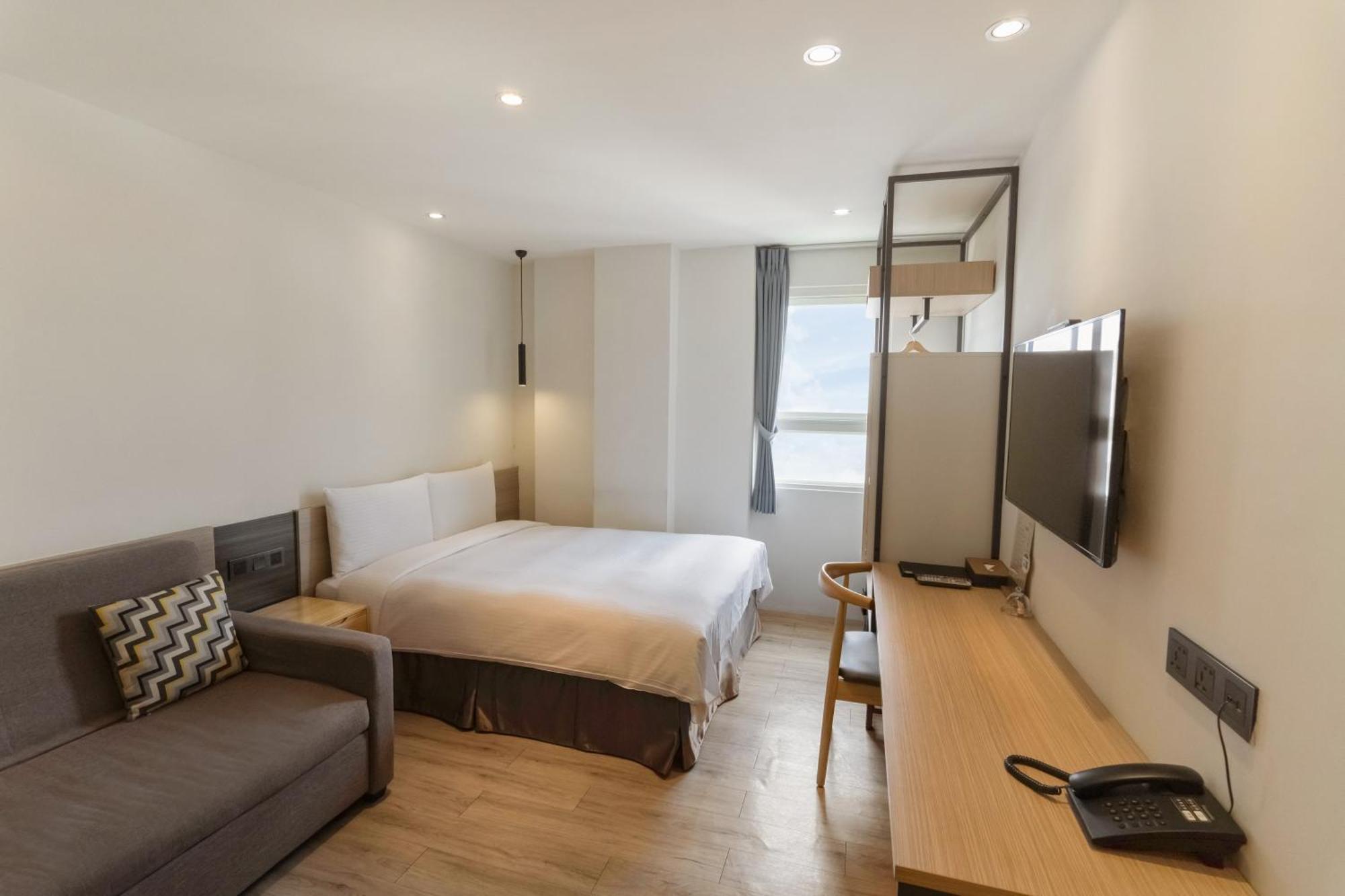 Green Hotel - Chiayi Eksteriør billede